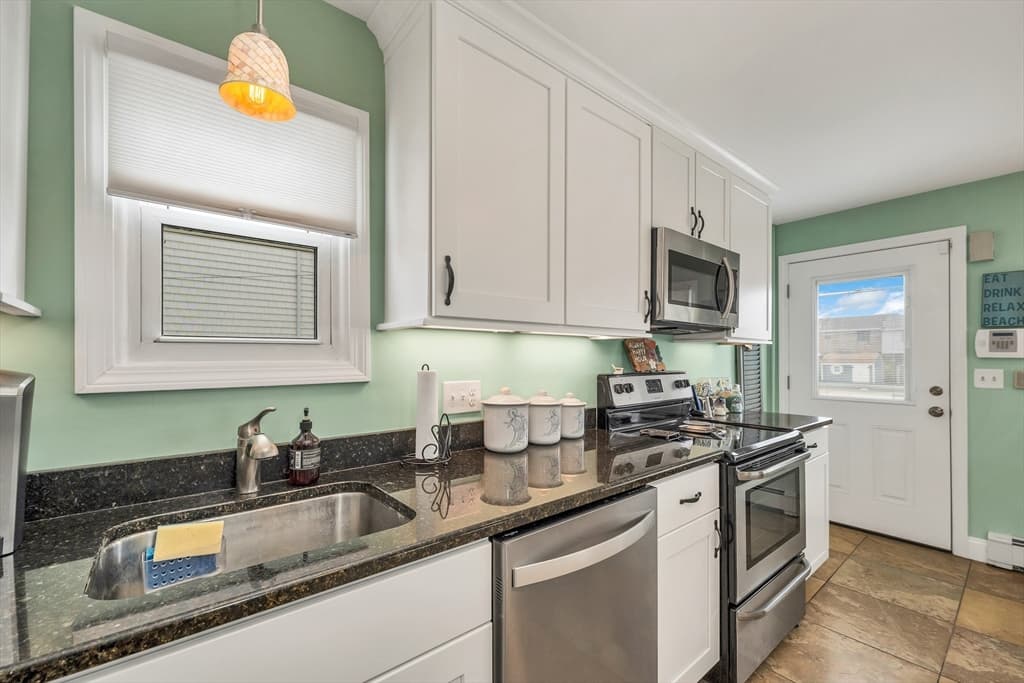 10 Liberty Street, Salisbury MA 01952 photo 12