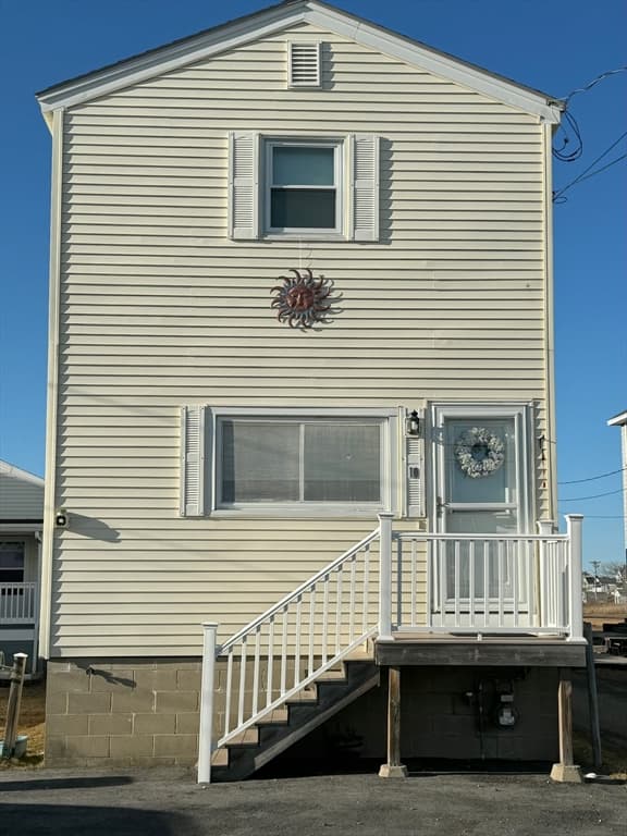 10 Liberty Street, Salisbury MA 01952