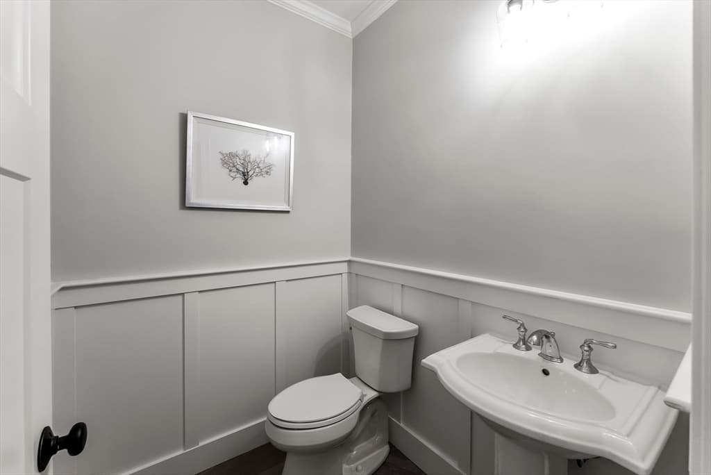 Single Family Residence at 41 Bay Shore Drive, Plymouth MA 02360, photo 20 of 32