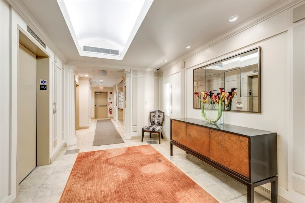 Condominium at 183-185A Massachusetts Ave # 602, Boston MA 02115, photo 9 of 22
