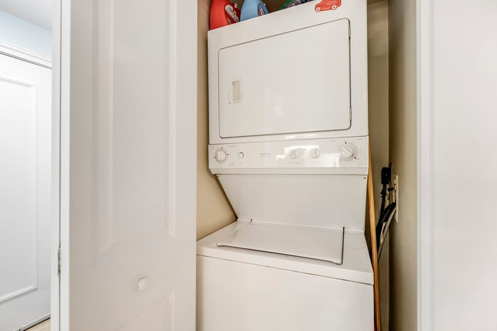 Condominium at 183-185A Massachusetts Ave # 602, Boston MA 02115, photo 21 of 22