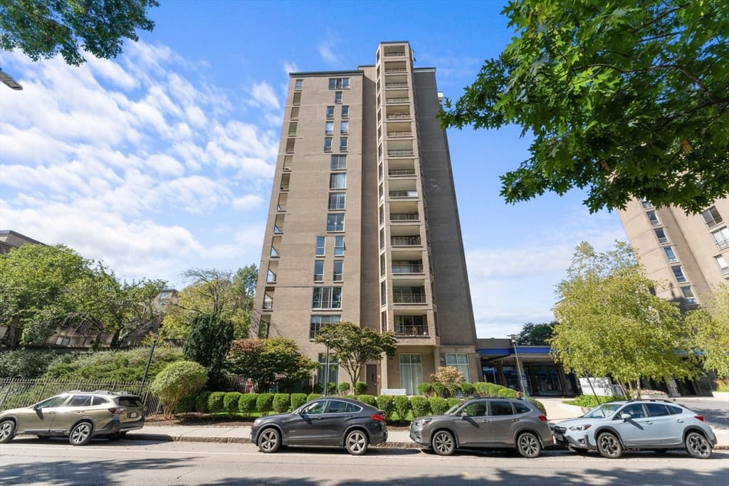 Commercial Sale at 77 Pond Aven., Brookline MA 02445, photo 4 of 29