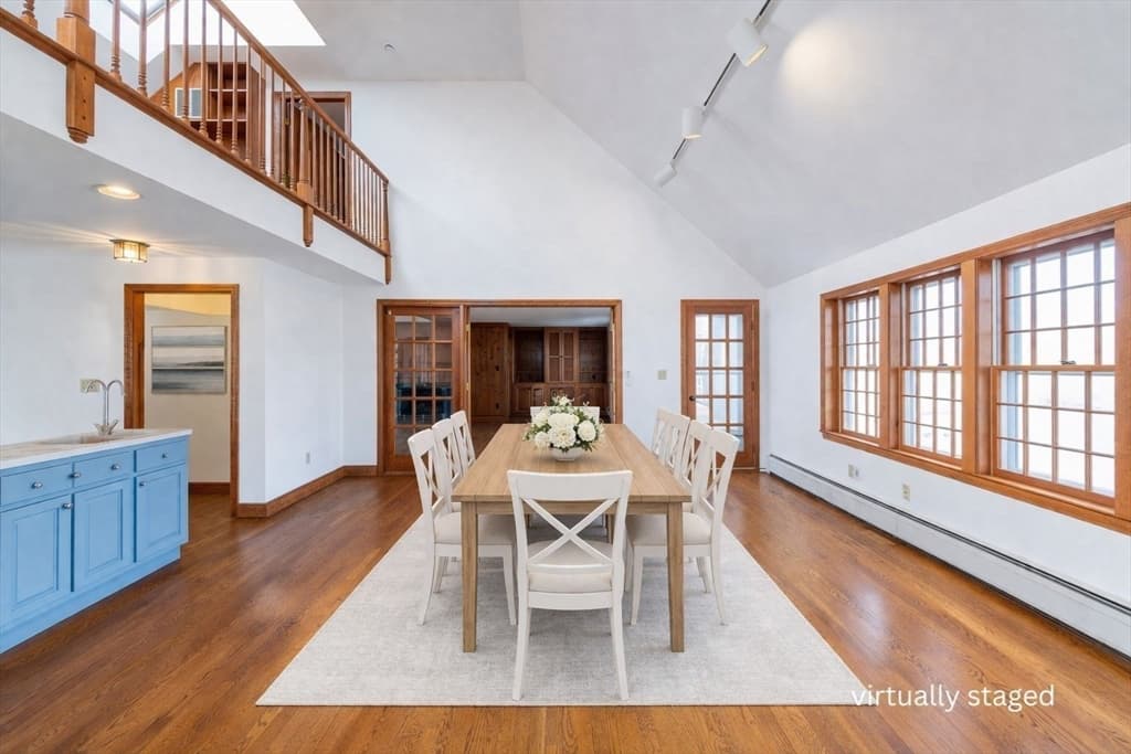 Single Family Residence at 72 Loop Rd, Falmouth MA 02540, photo 6 of 35