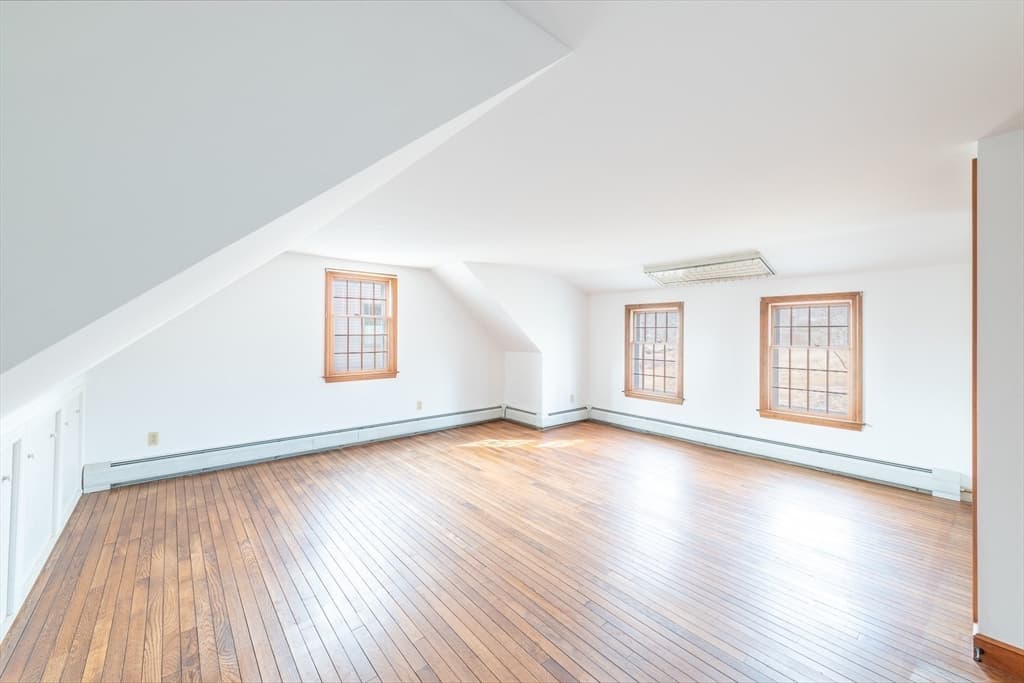 Single Family Residence at 72 Loop Rd, Falmouth MA 02540, photo 20 of 35