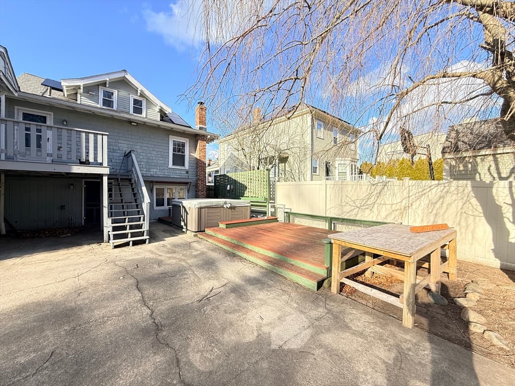 153-155 Vassall St, Quincy MA 02170 photo 6