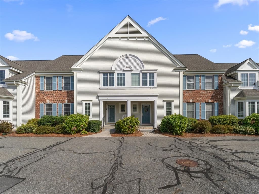 Condominium at 9 Baldwin Court # 9, Westborough MA 01581, photo 2 of 42