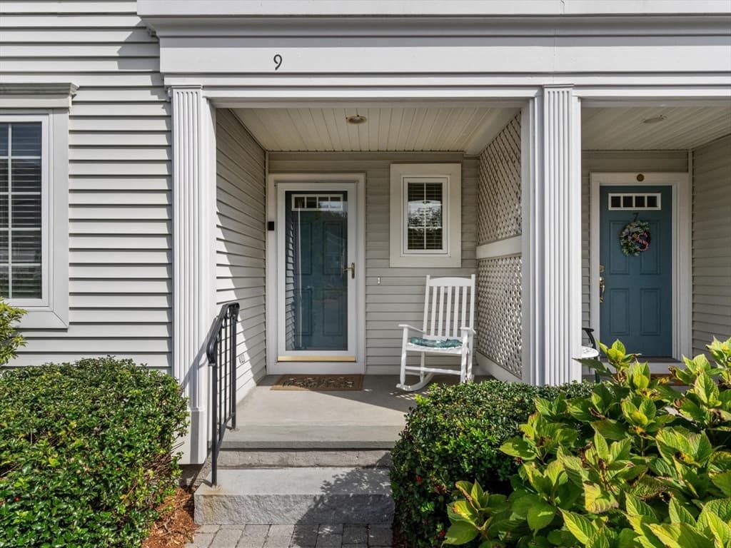 Condominium at 9 Baldwin Court # 9, Westborough MA 01581, photo 3 of 42