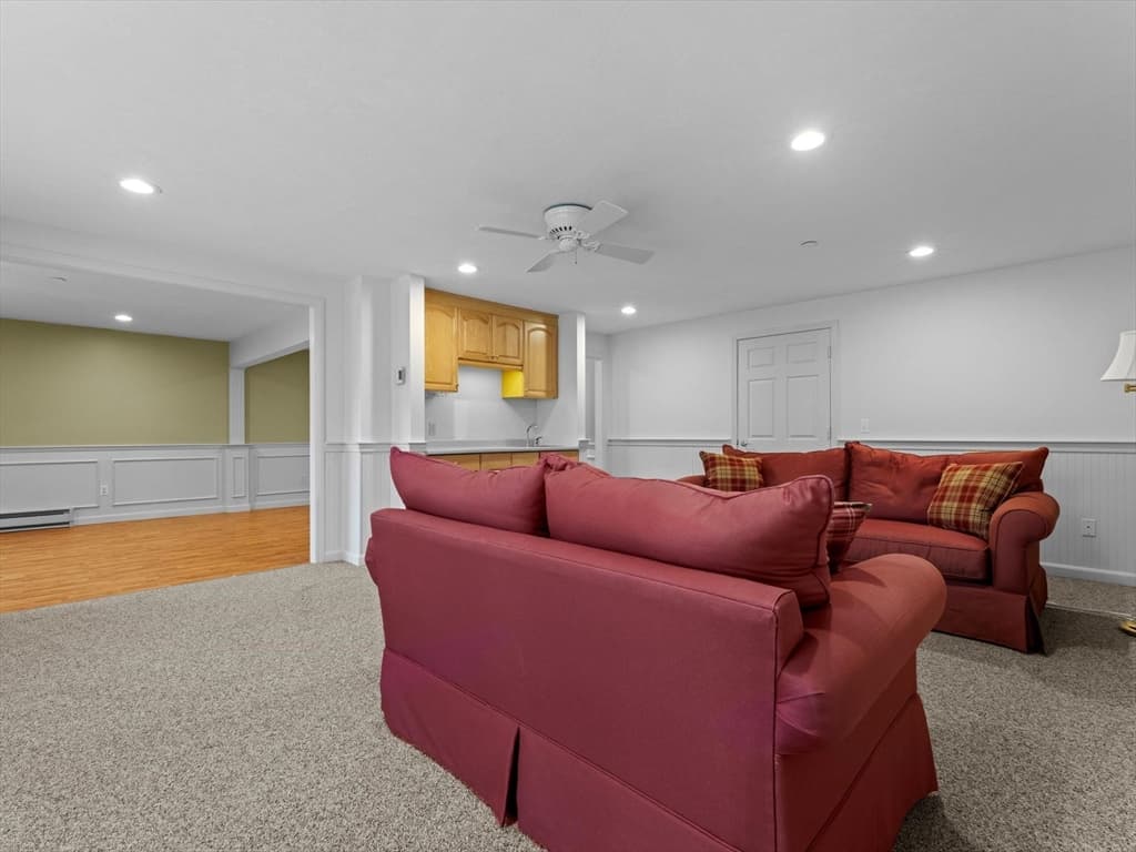 Condominium at 9 Baldwin Court # 9, Westborough MA 01581, photo 37 of 42