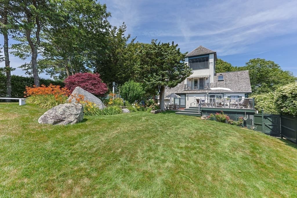 Single Family Residence at 41 Hayward Rd, Barnstable MA 02632, Barnstable, photo 6 of 42