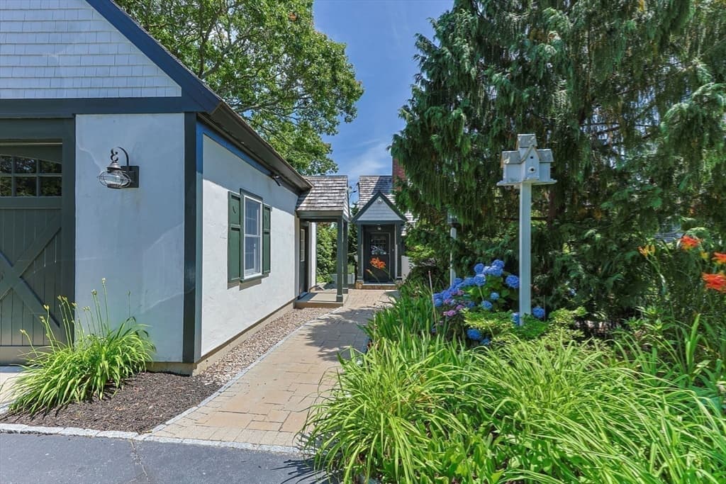 Single Family Residence at 41 Hayward Rd, Barnstable MA 02632, Barnstable, photo 32 of 42