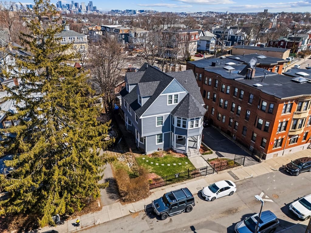 Condominium at 7 Waumbeck St, Boston MA 02121, photo 21 of 21