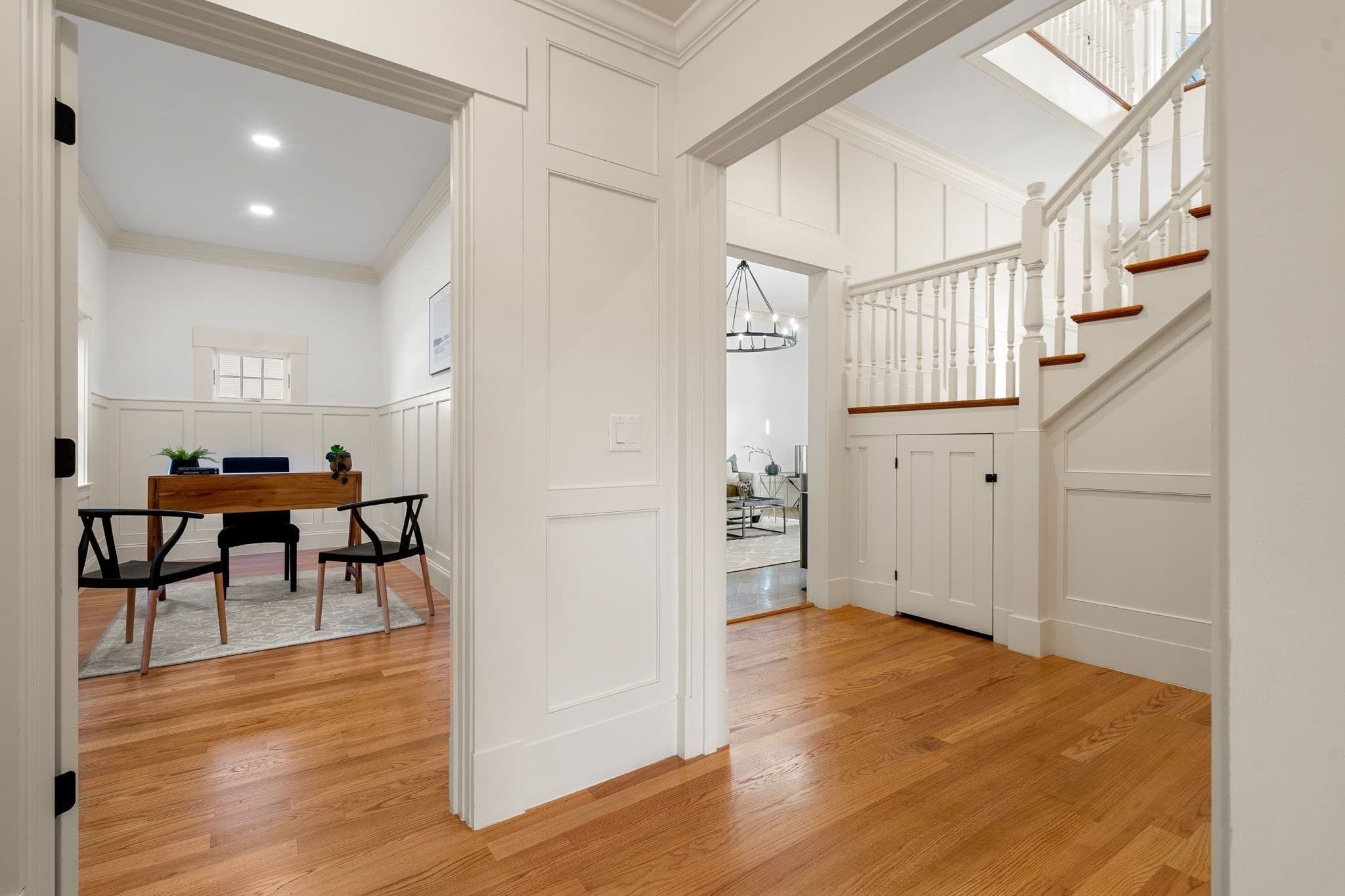 Single Family Residence at 23 Ward St, Woburn MA 01801, Woburn, photo 12 of 41