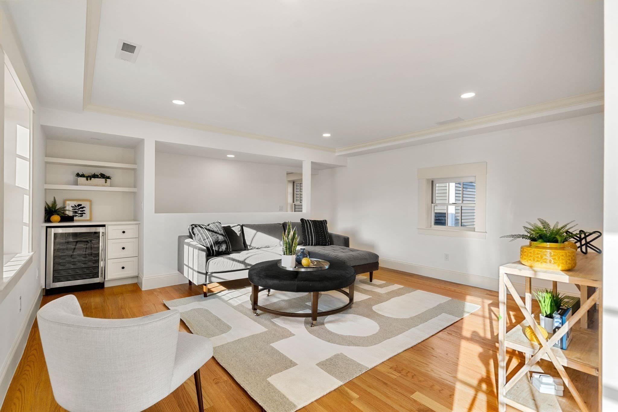 Single Family Residence at 23 Ward St, Woburn MA 01801, Woburn, photo 32 of 41