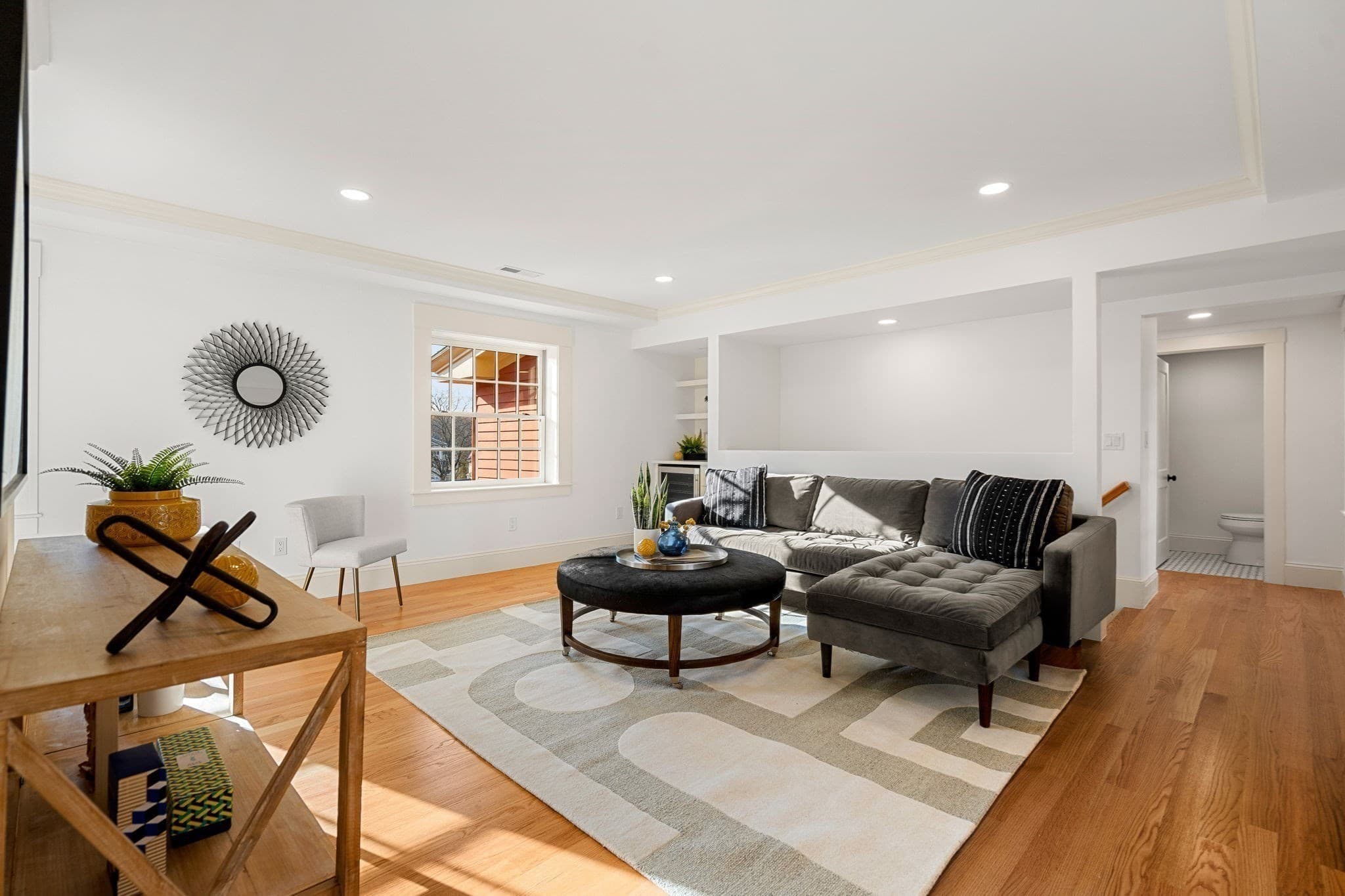 Single Family Residence at 23 Ward St, Woburn MA 01801, Woburn, photo 33 of 41