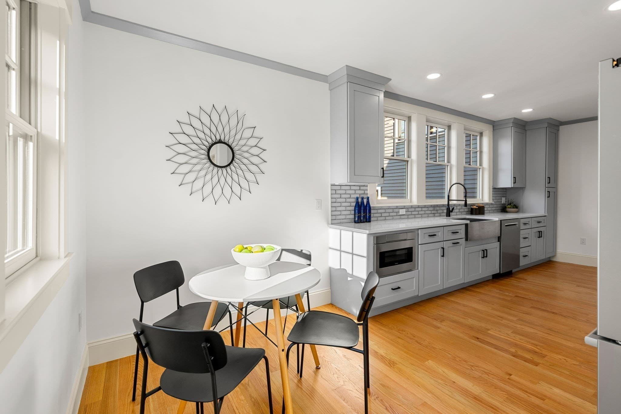 Single Family Residence at 23 Ward St, Woburn MA 01801, Woburn, photo 14 of 41