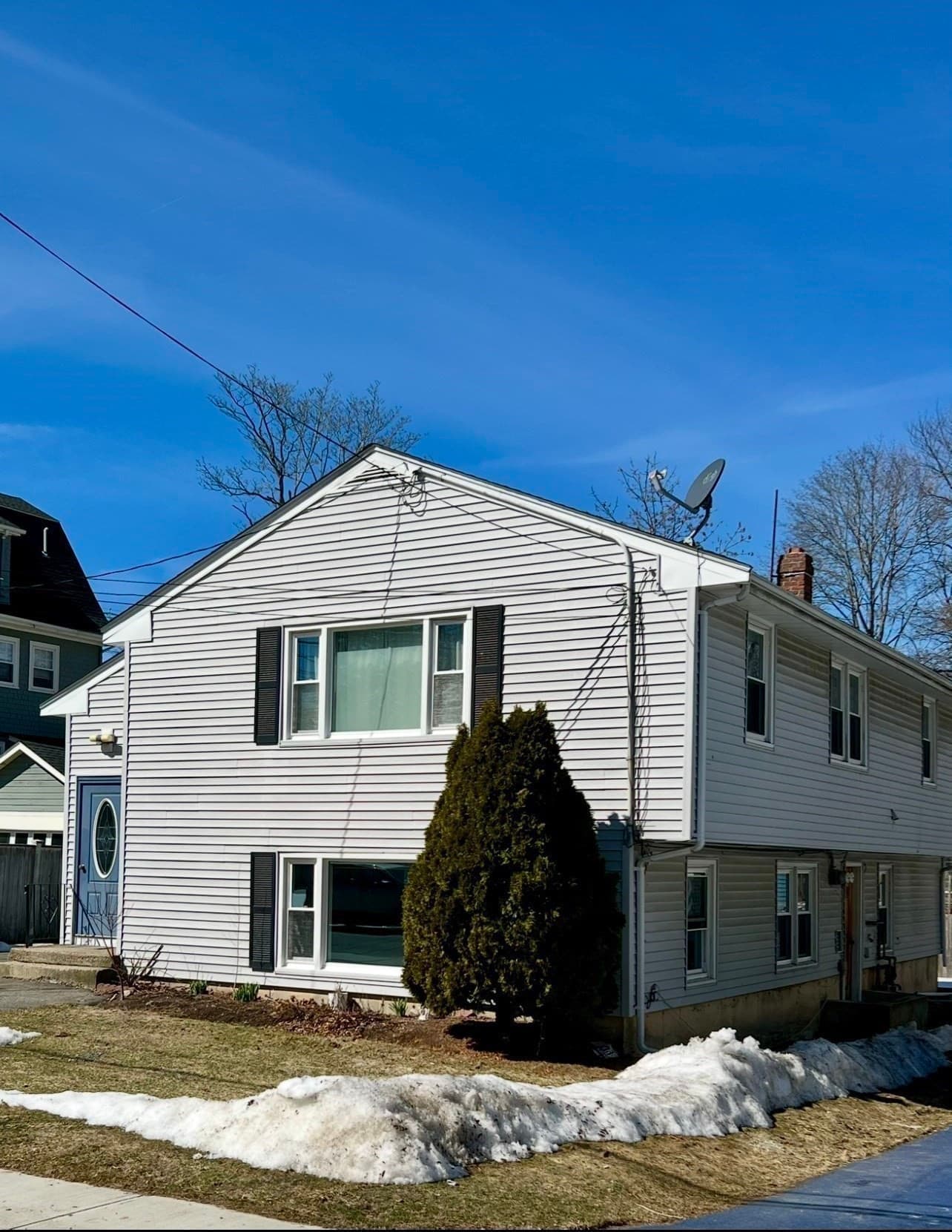 Multi Family at 10 Edgemere Rd, Quincy MA 02169, photo 3 of 38
