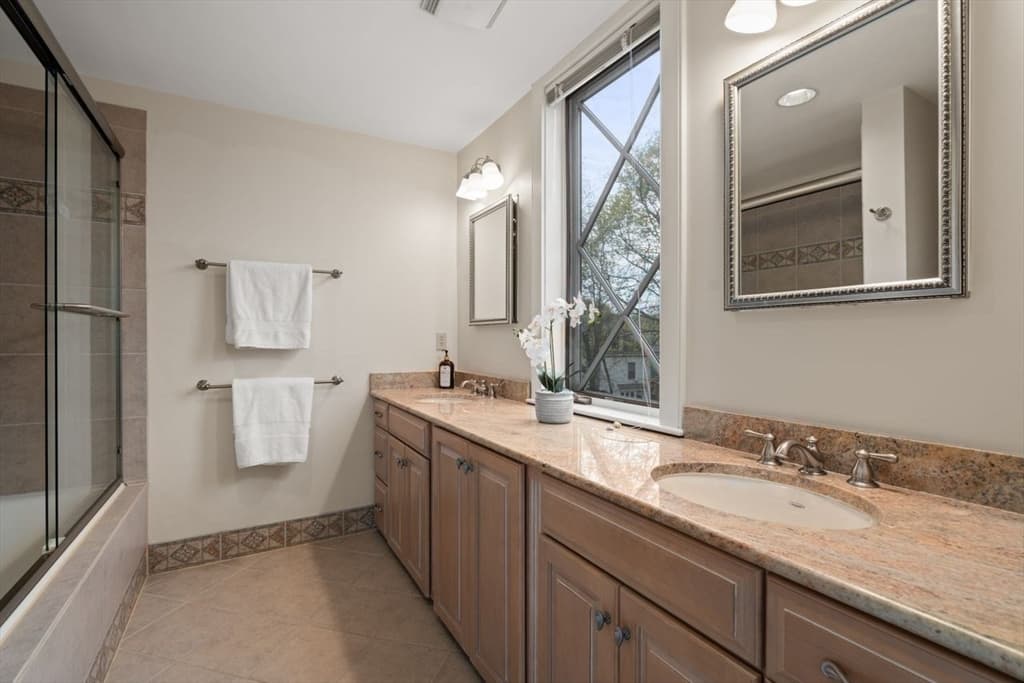 53 Winslow Road, Brookline MA 02446 photo 12