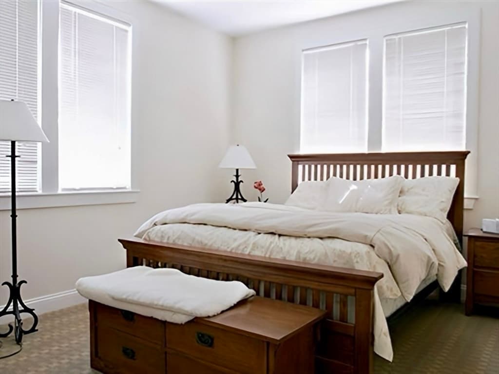 53 Winslow Road, Brookline MA 02446 photo 14