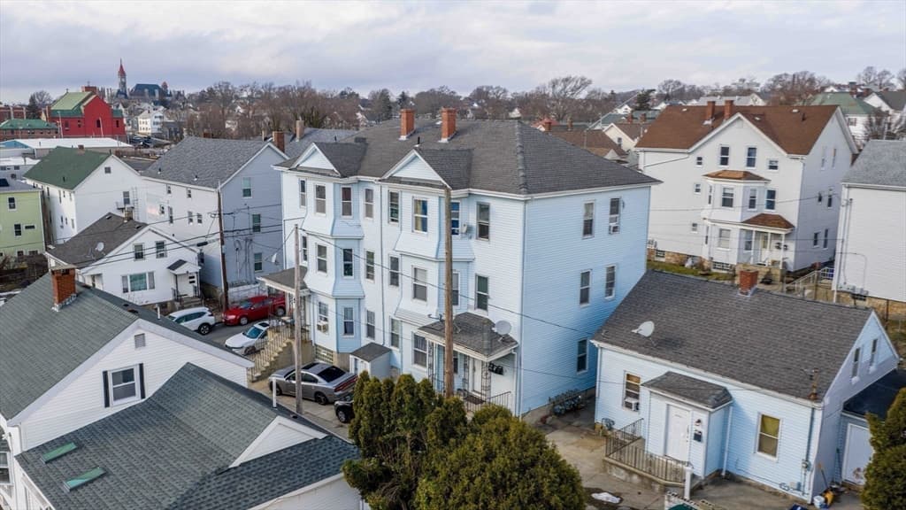 5-9 Family at 119-121 Tremont St, Fall River MA 02720, Fall River, photo 19 of 21