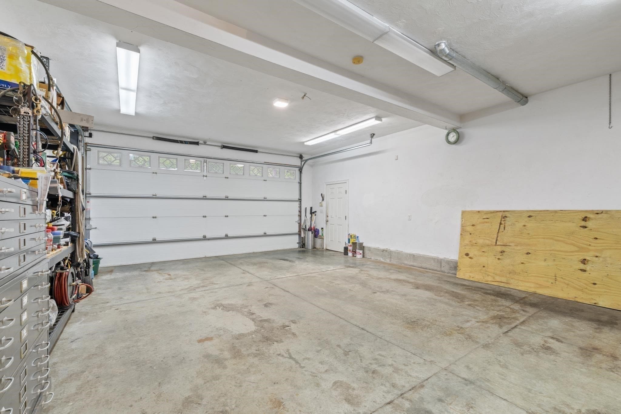 Single Family Residence at 105 Mixter, Holden MA 01520, photo 7 of 42