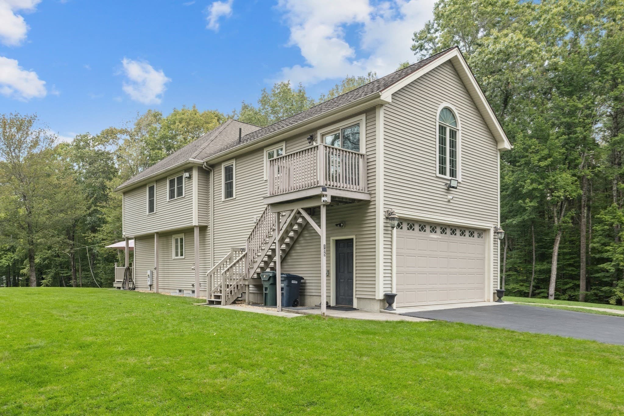 Single Family Residence at 105 Mixter, Holden MA 01520, photo 3 of 42