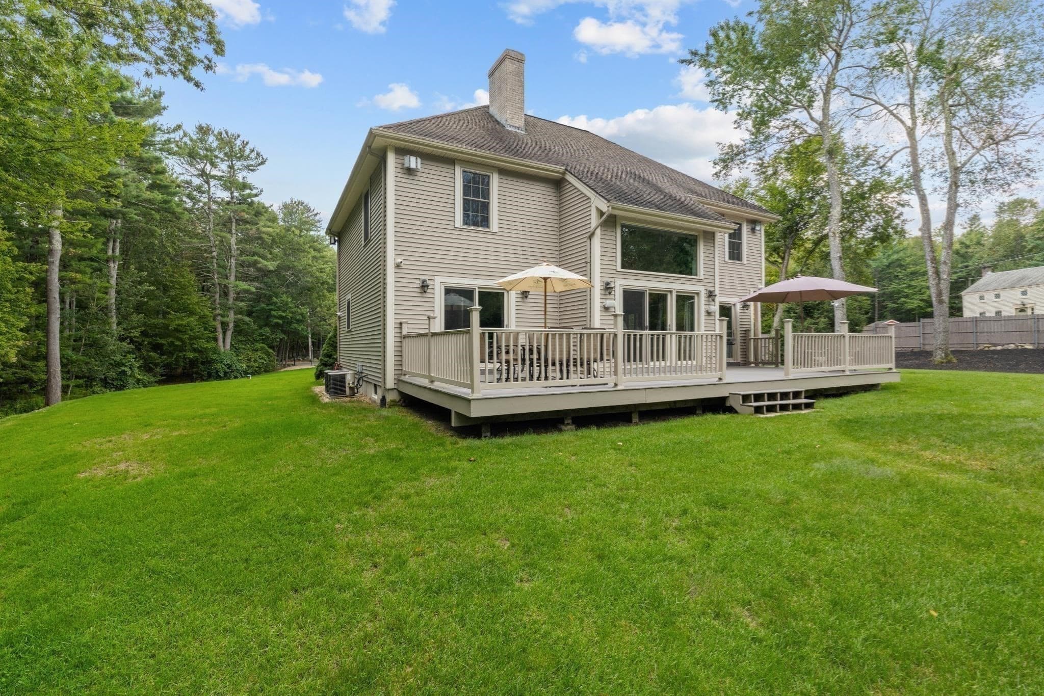 Single Family Residence at 105 Mixter, Holden MA 01520, photo 4 of 42