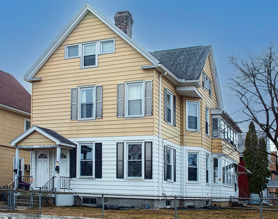 1022-1024 Hampden St, Holyoke MA 01040