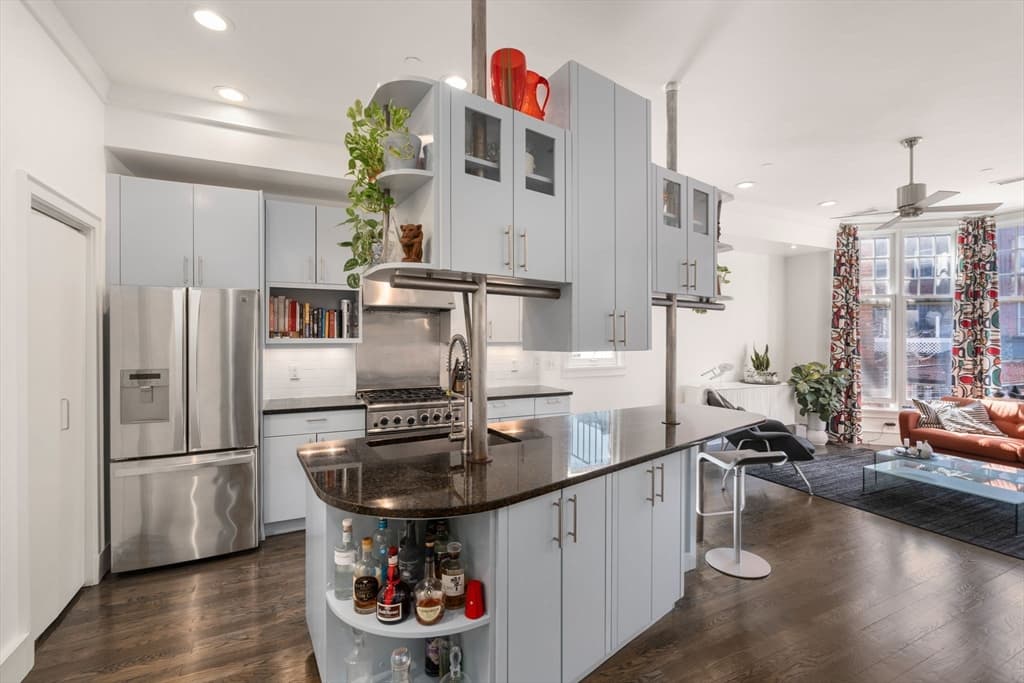 112 W Concord # 2, Boston MA 02118