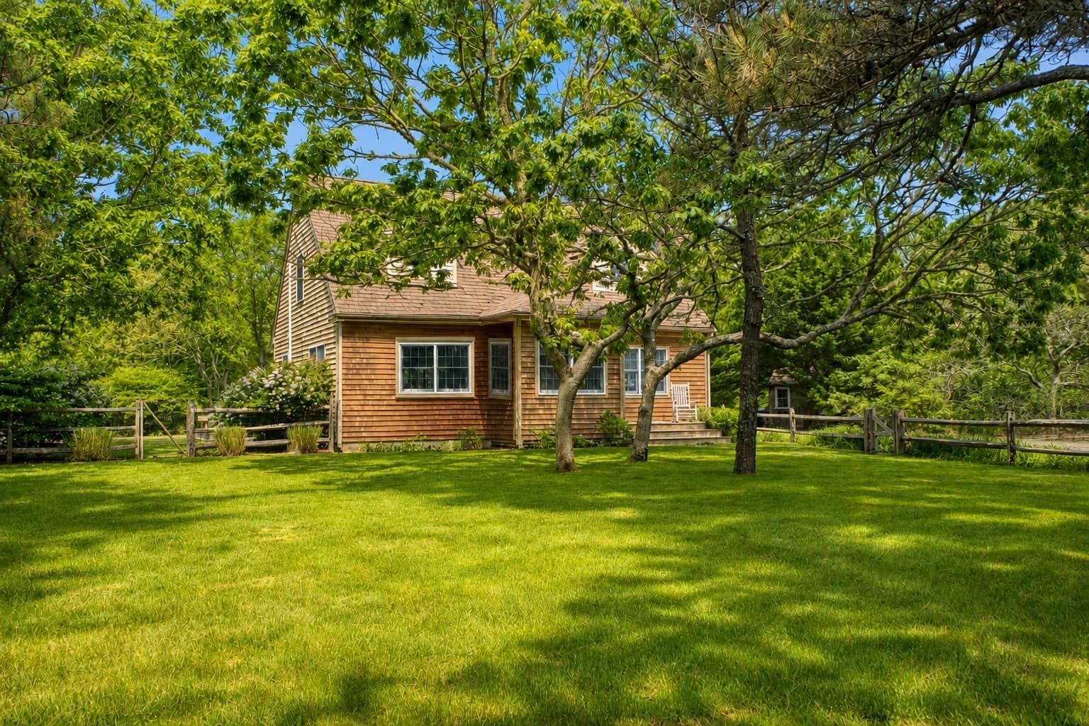 111 Charles Neck Way, West Tisbury MA 02575