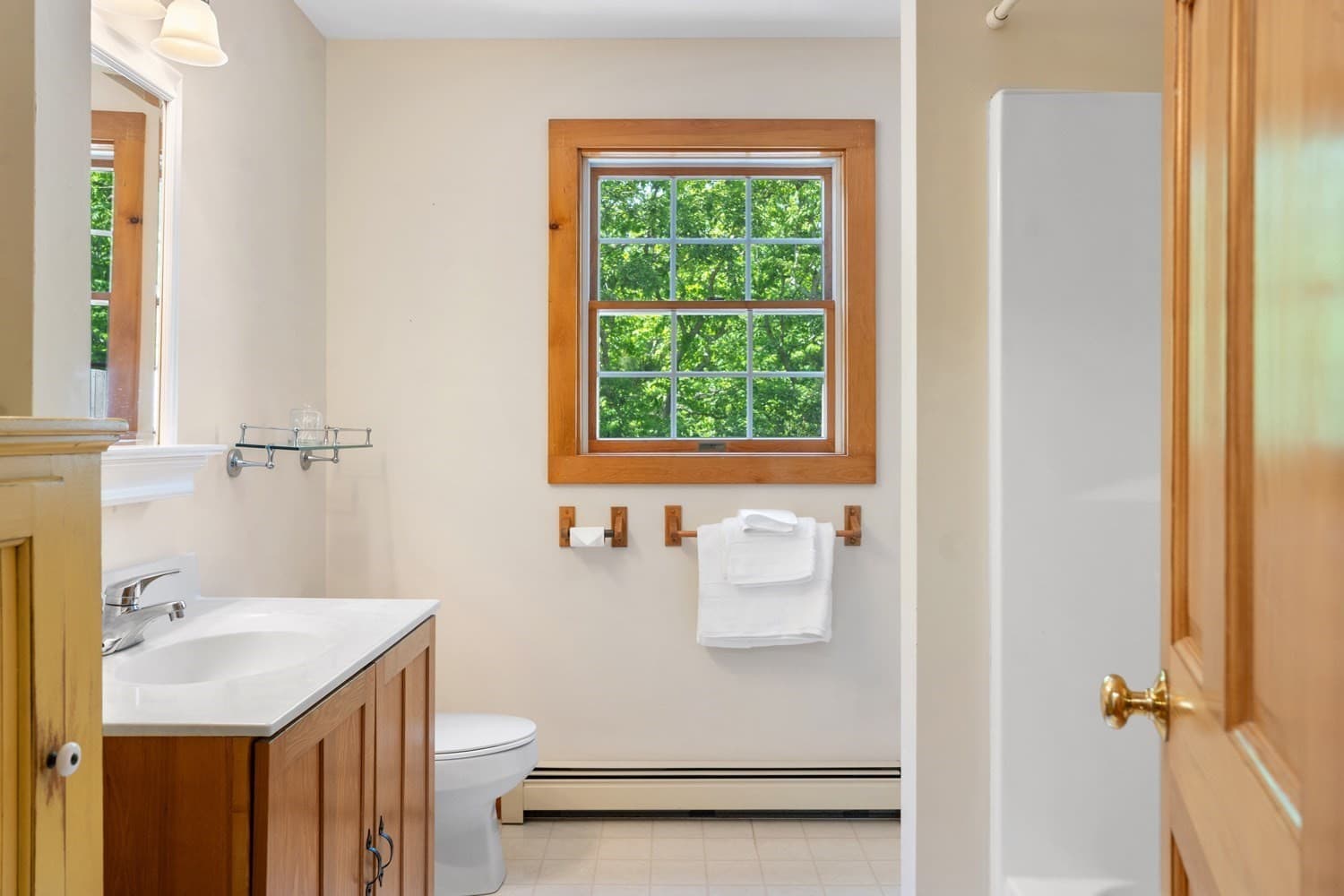 Single Family Residence at 111 Charles Neck Way, West Tisbury MA 02575, photo 10 of 21