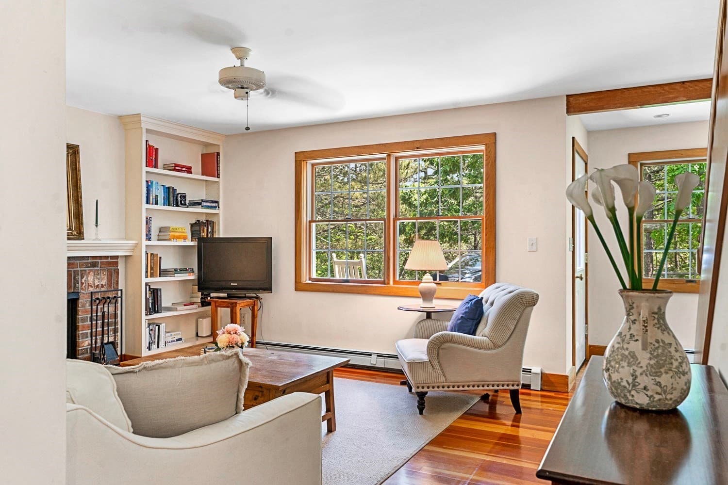 Single Family Residence at 111 Charles Neck Way, West Tisbury MA 02575, photo 4 of 21