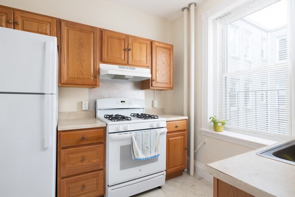 87 Gordon Street, Boston MA 02135 photo 4