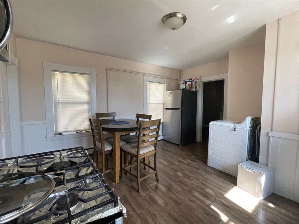 28 Beach St, Marlborough MA 01752 photo 19
