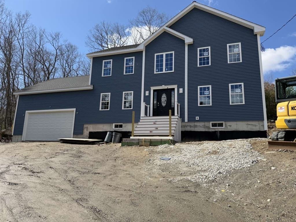 95 Leicester St., Oxford MA 01540 photo 2