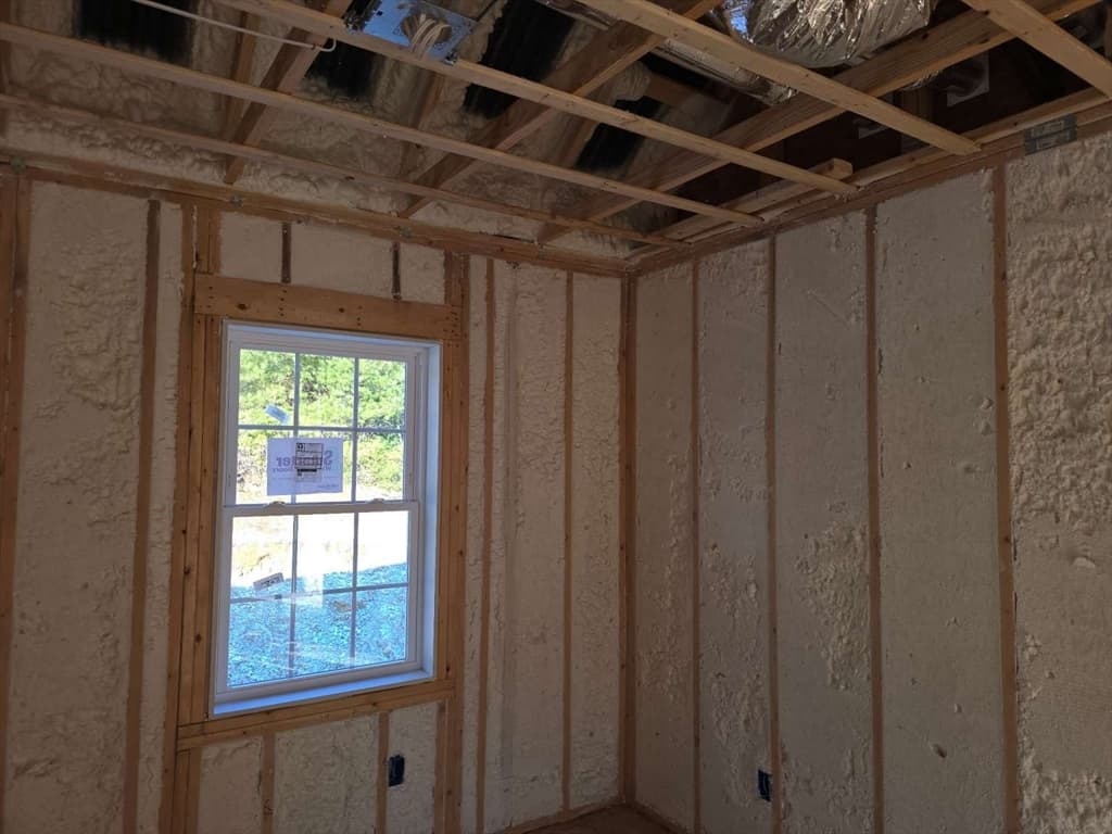 95 Leicester St., Oxford MA 01540 photo 8