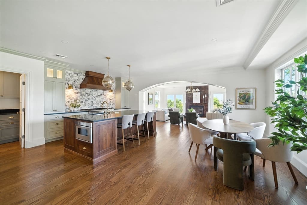 Condominium at 197 Winchester Street # 1, Brookline MA 02446, photo 2 of 42