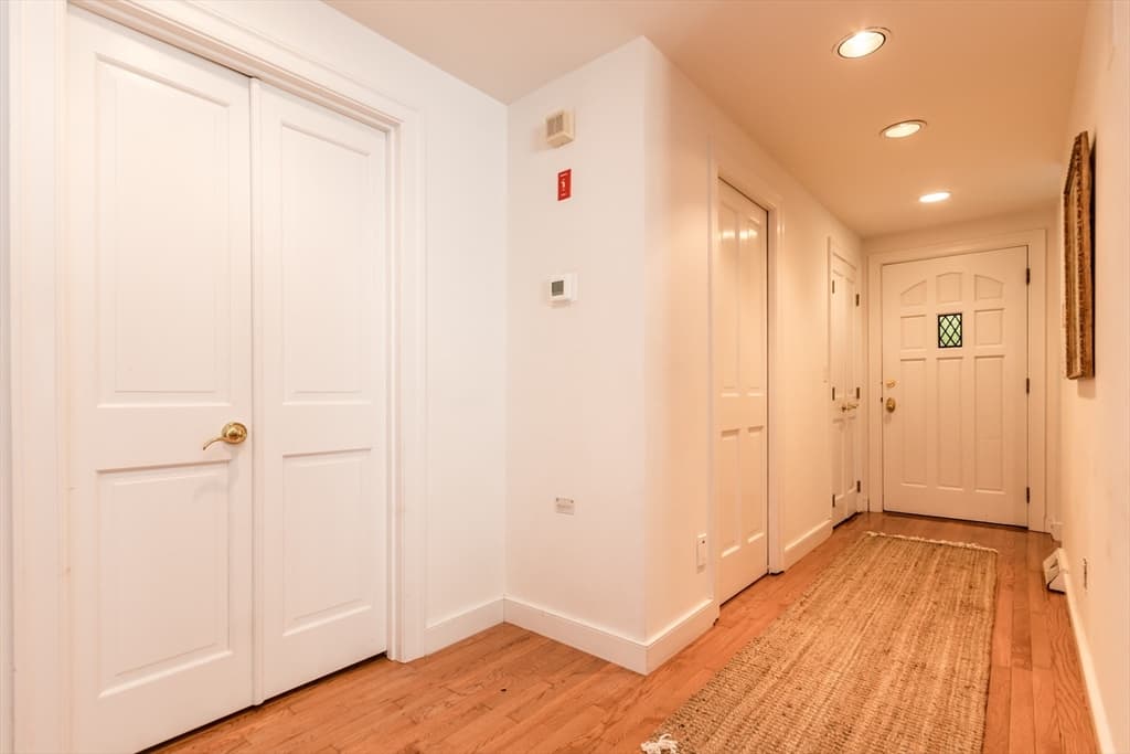Condominium at 15 Hampton Ct # 15, Mashpee MA 02649, photo 6 of 39