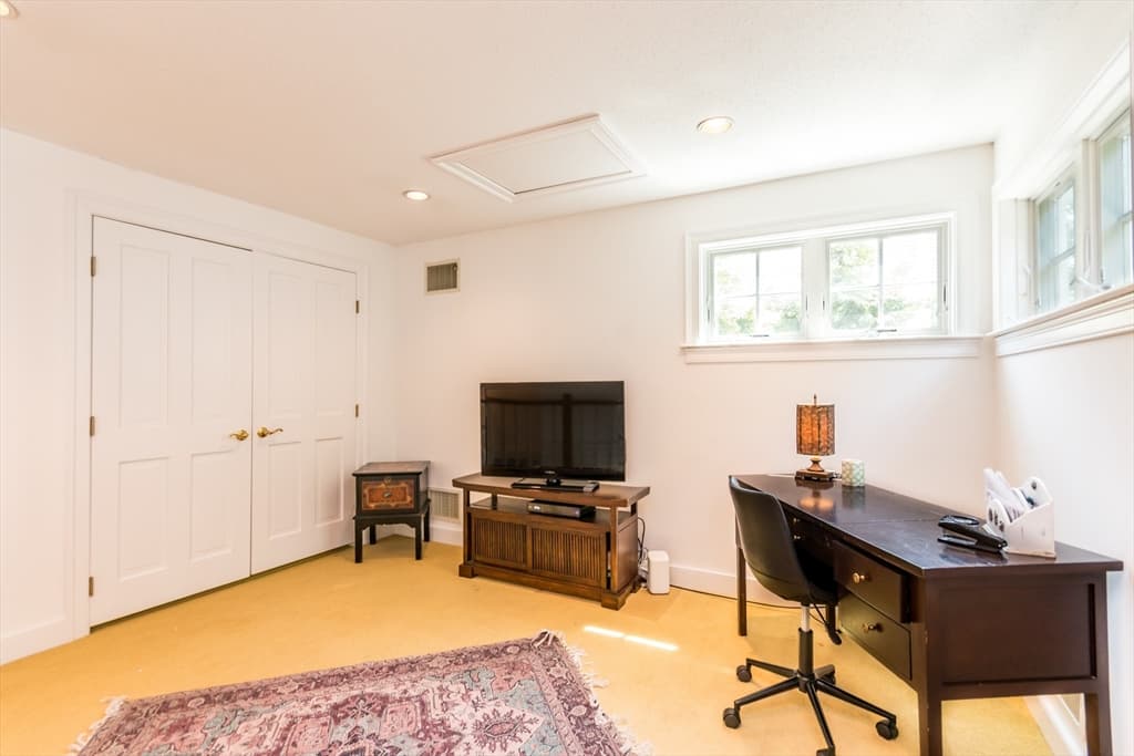 Condominium at 15 Hampton Ct # 15, Mashpee MA 02649, photo 30 of 39