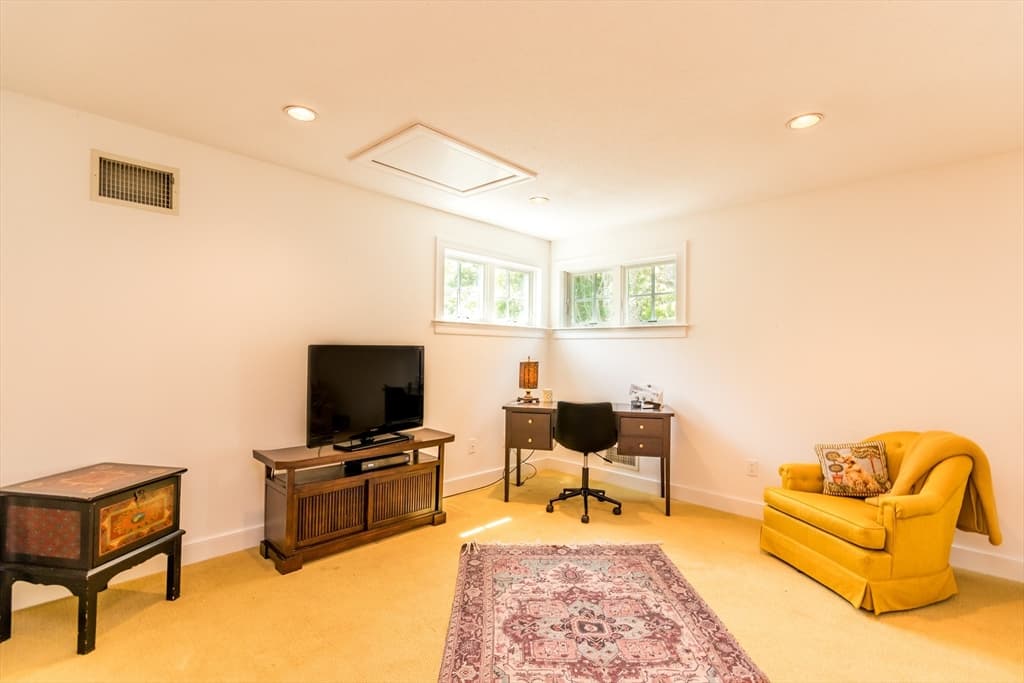 Condominium at 15 Hampton Ct # 15, Mashpee MA 02649, photo 29 of 39