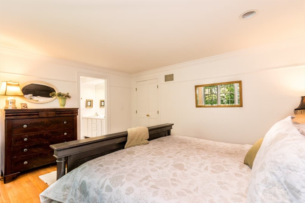 Condominium at 15 Hampton Ct # 15, Mashpee MA 02649, photo 21 of 39