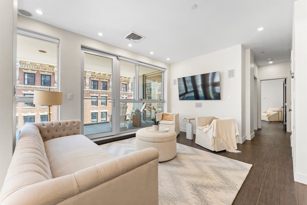 99-105 Broad St # 8B, Boston MA 02110 photo 9