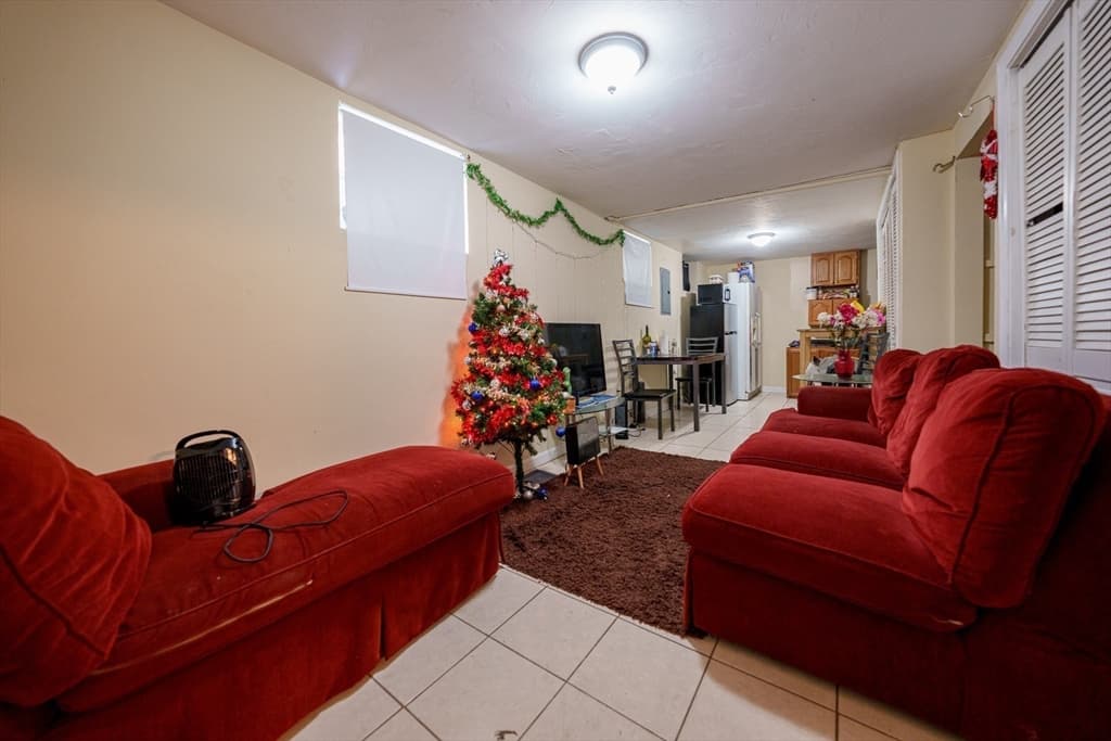 3 Family at 41 Derby St, Somerville MA 02145, photo 6 of 20