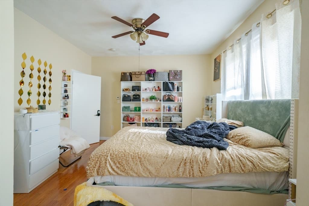 3 Family at 41 Derby St, Somerville MA 02145, photo 13 of 20