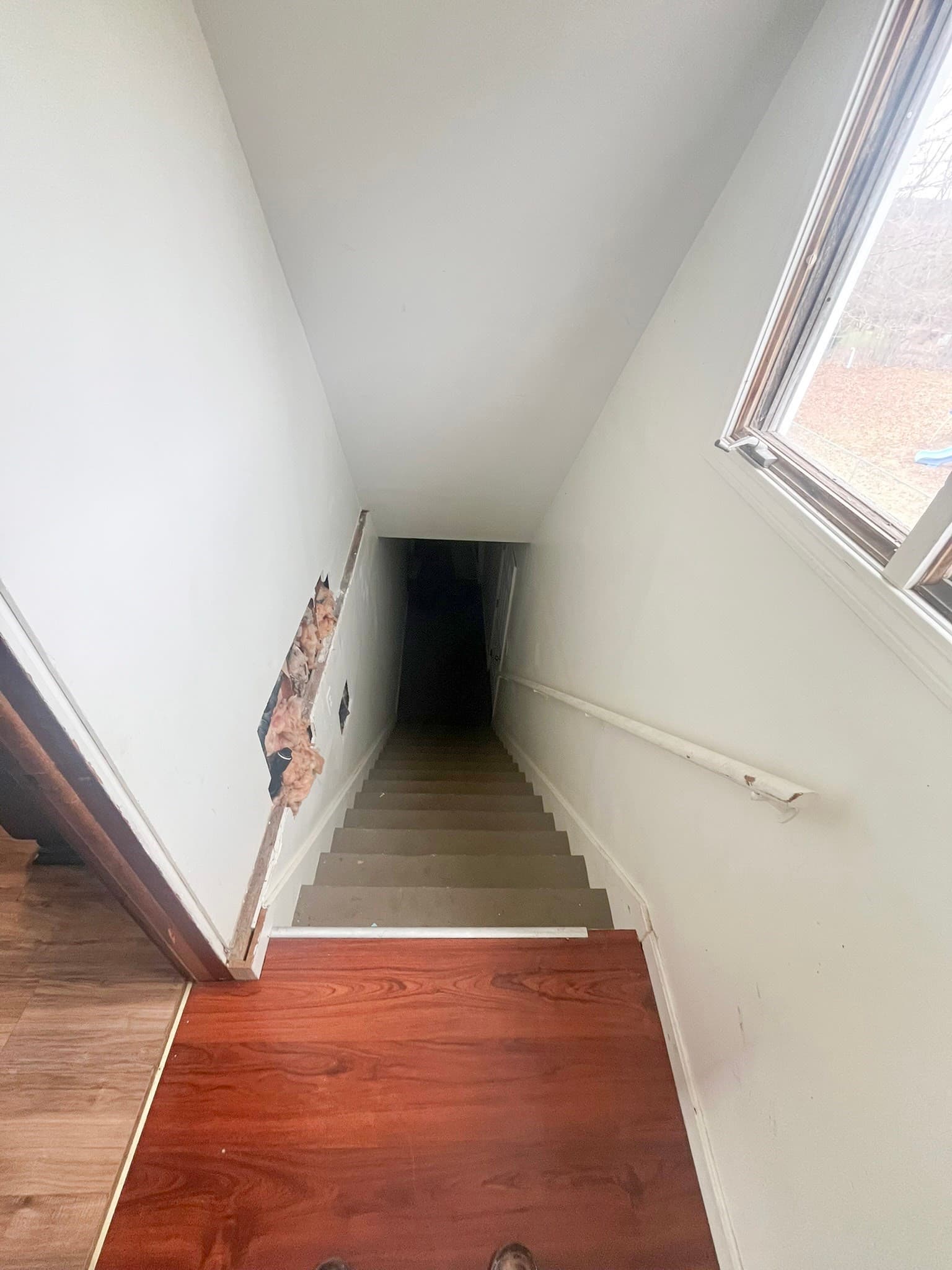 3 Family at 2 Monson Rd, Wales MA 01081, photo 11 of 28