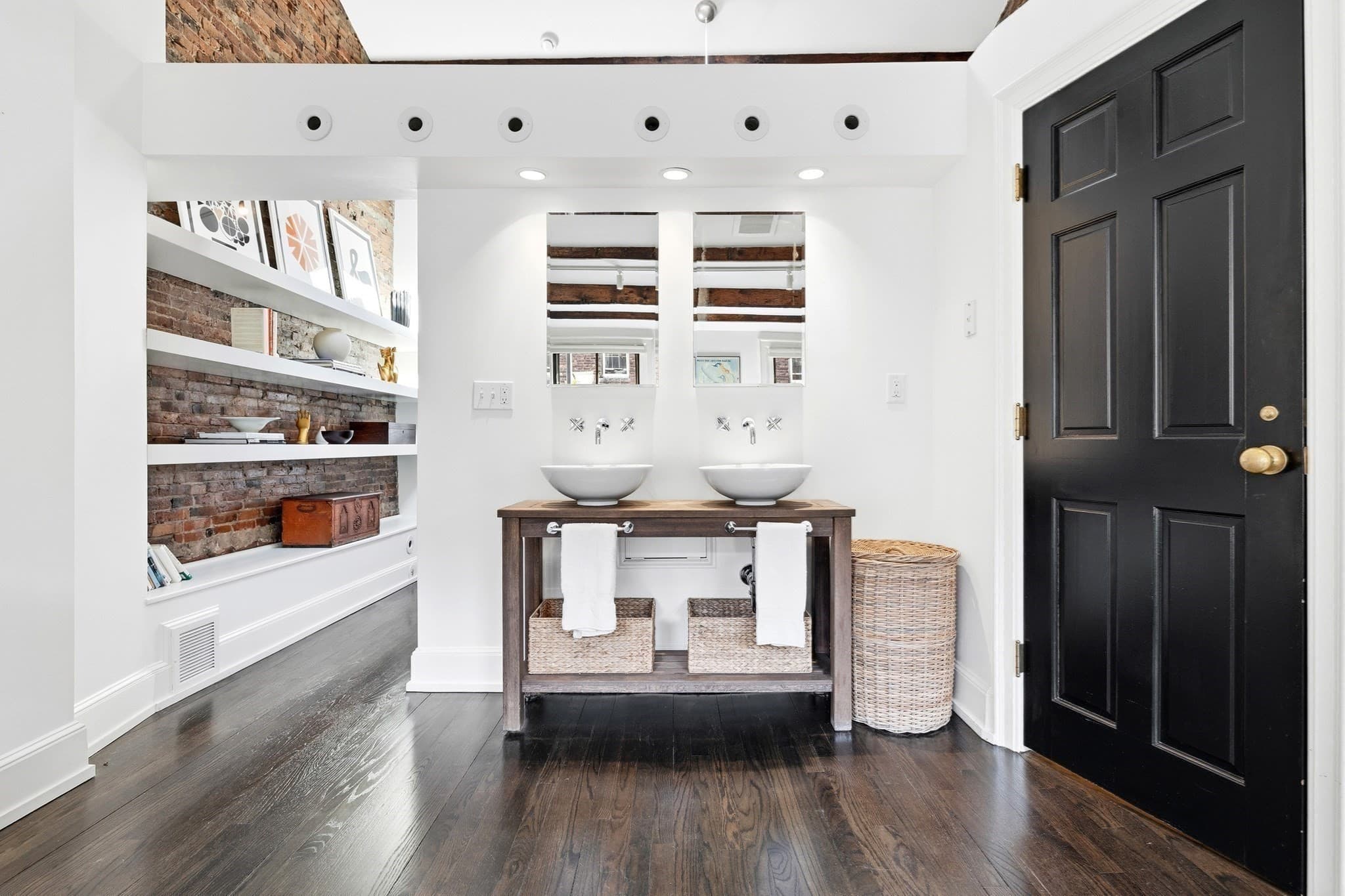 Single Family Residence at 22 Joy St, Boston MA 02114, photo 23 of 40