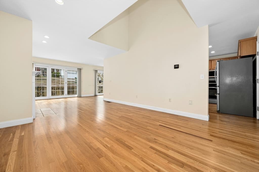 Condominium at 14 Northgate Ct # 14, Grafton MA 01536, photo 8 of 42