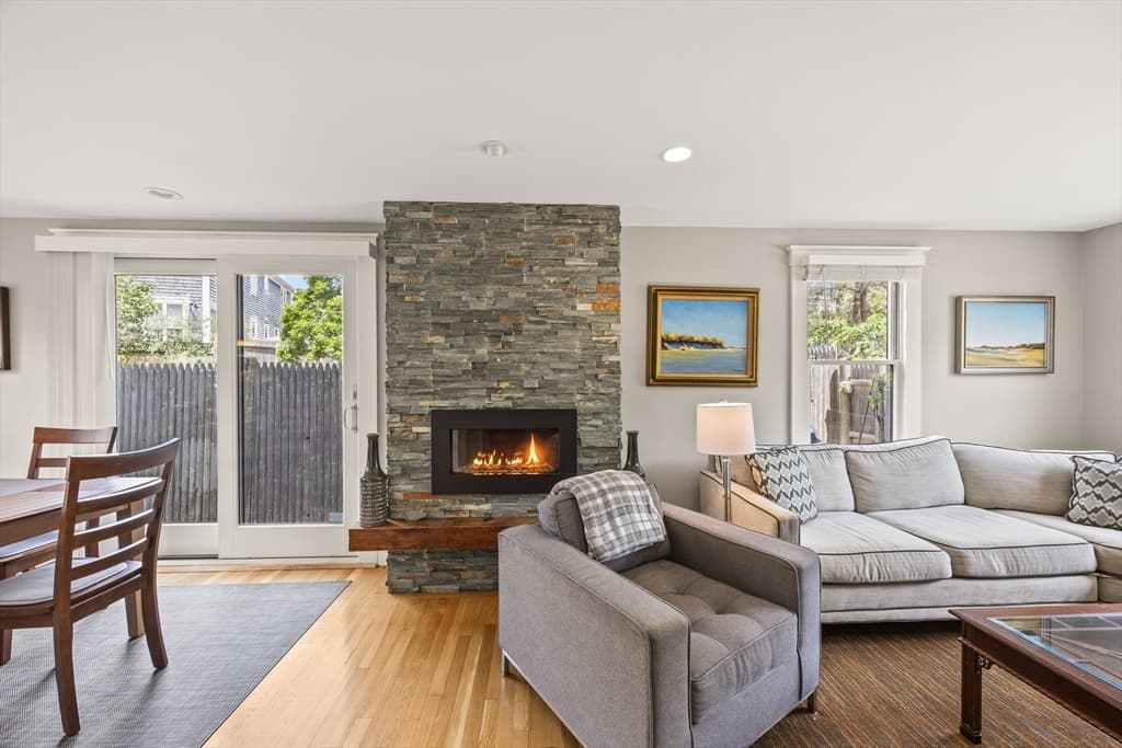 10 Seashore Park Drive, Provincetown MA 02657