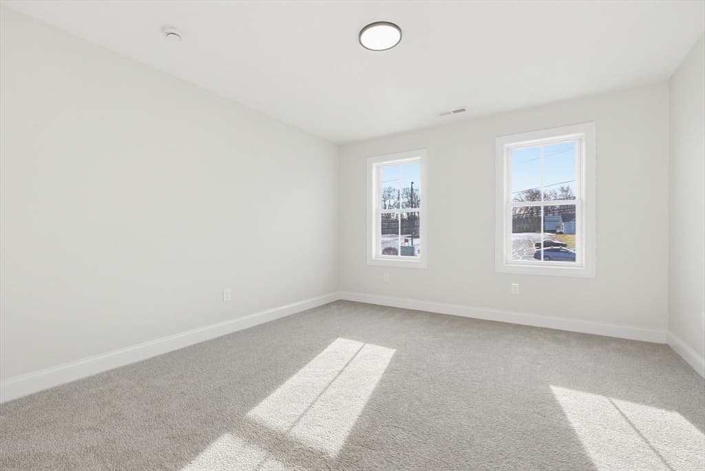 Single Family Residence at 673 Pleasant Street, Leicester MA 01524, photo 26 of 38