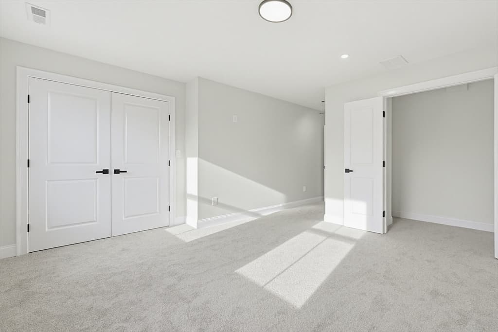Single Family Residence at 673 Pleasant Street, Leicester MA 01524, photo 22 of 38