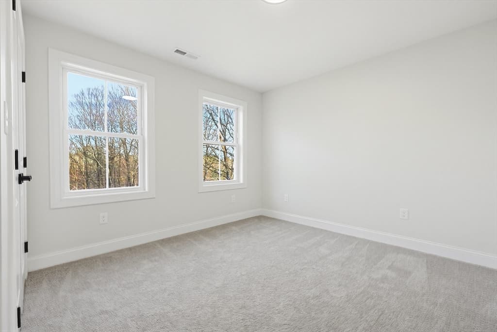 Single Family Residence at 673 Pleasant Street, Leicester MA 01524, photo 34 of 38